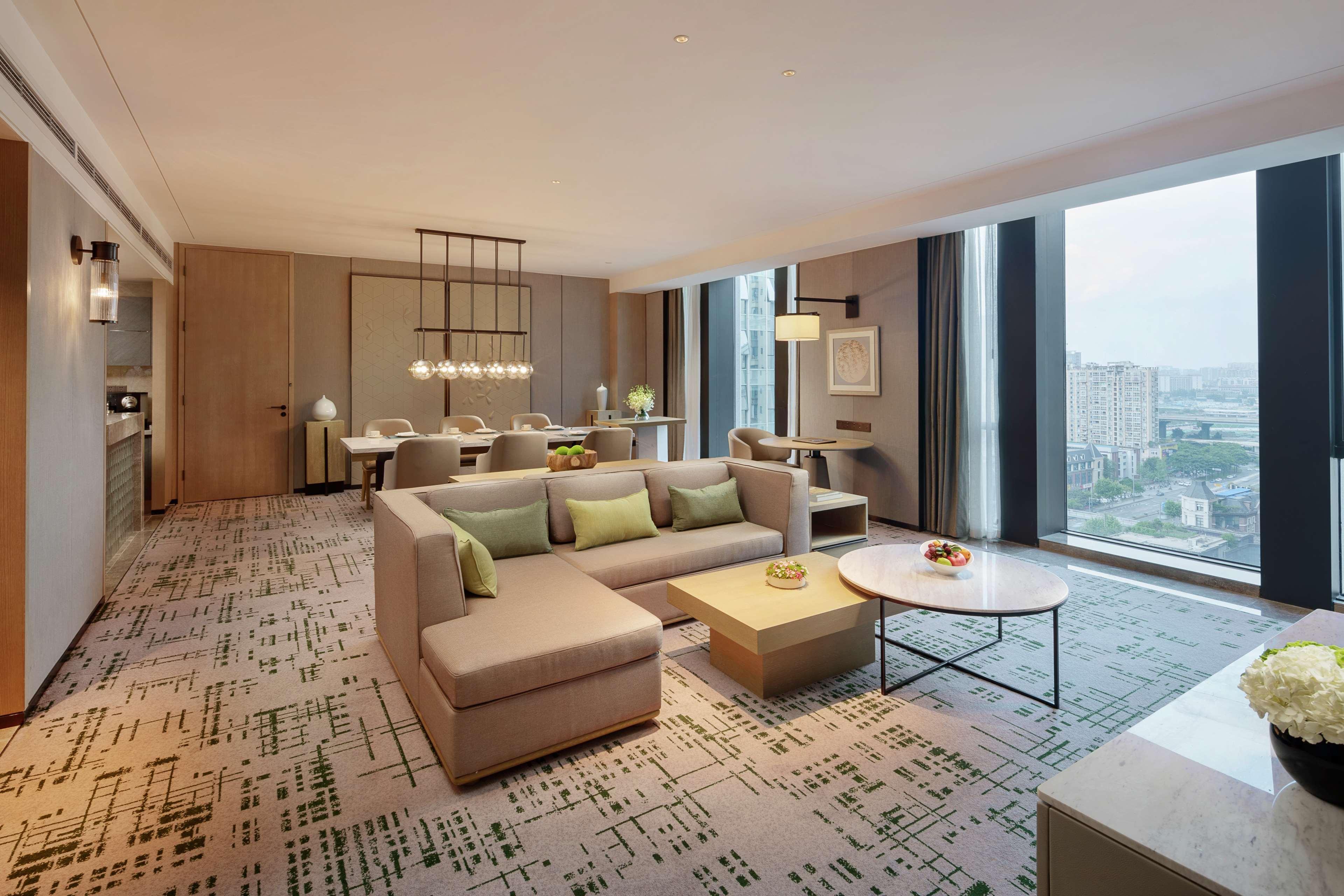 Hilton Chengdu Chenghua - Close To Panda Base And Chunxi Road Exterior photo