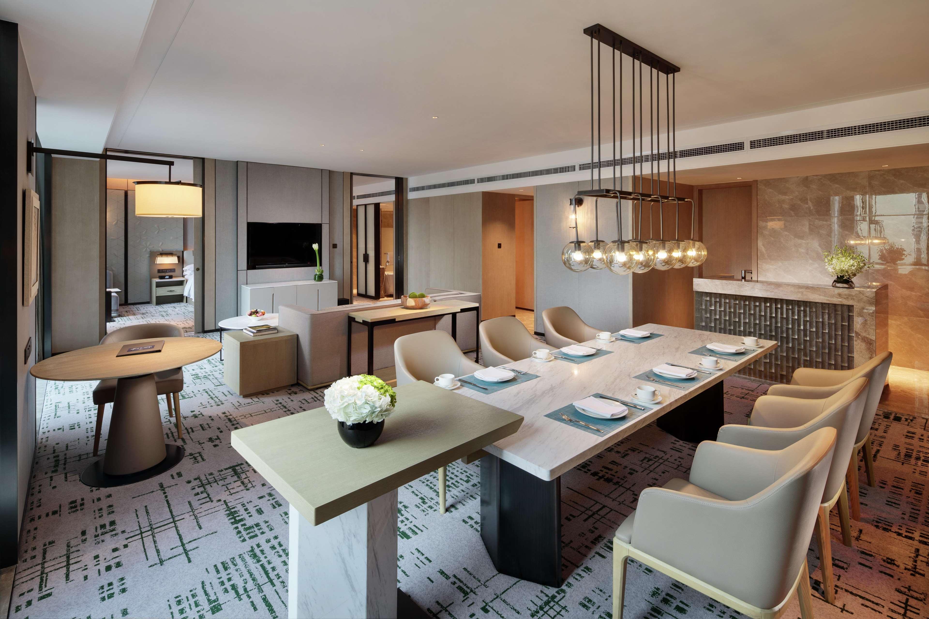 Hilton Chengdu Chenghua - Close To Panda Base And Chunxi Road Exterior photo