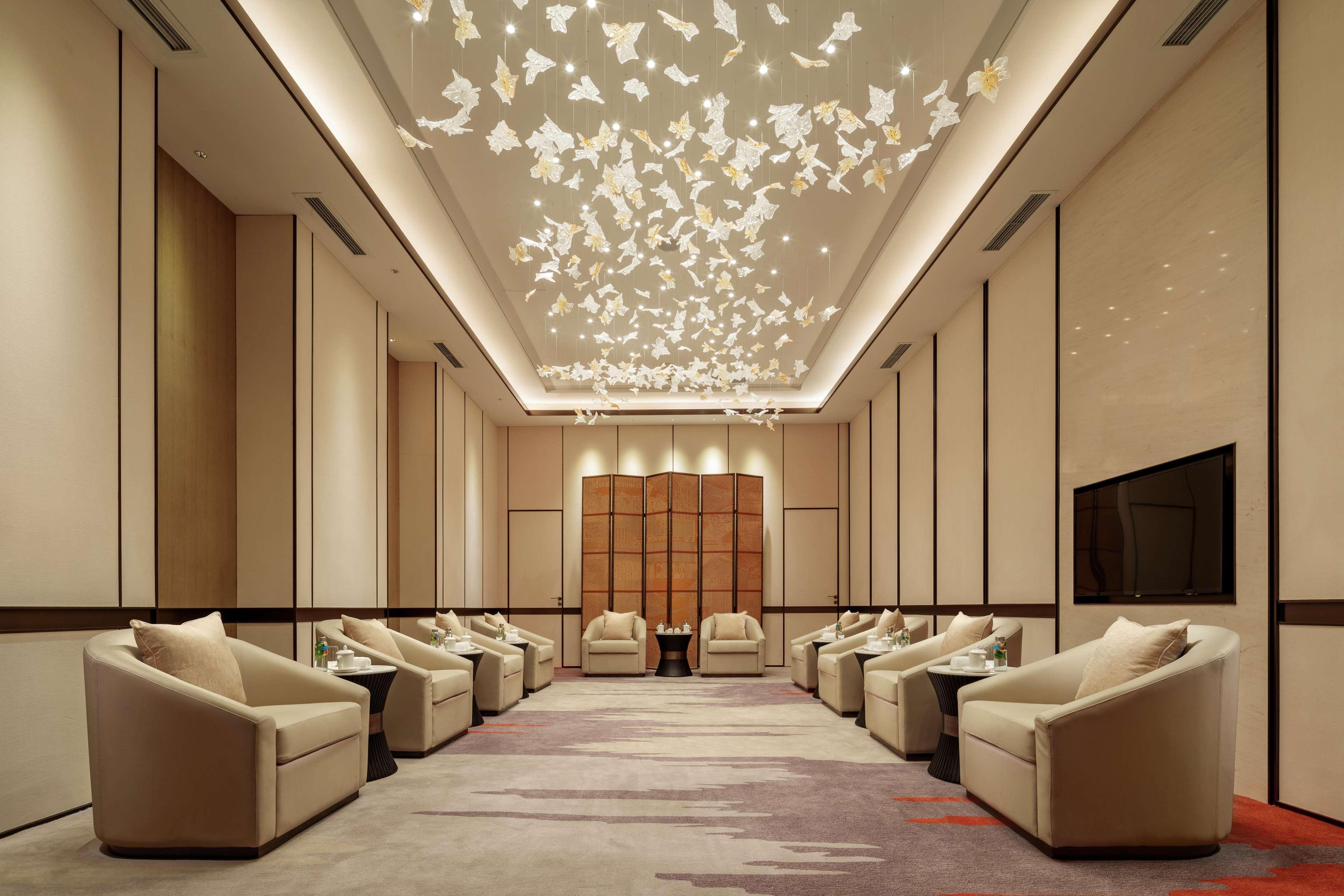 Hilton Chengdu Chenghua - Close To Panda Base And Chunxi Road Exterior photo