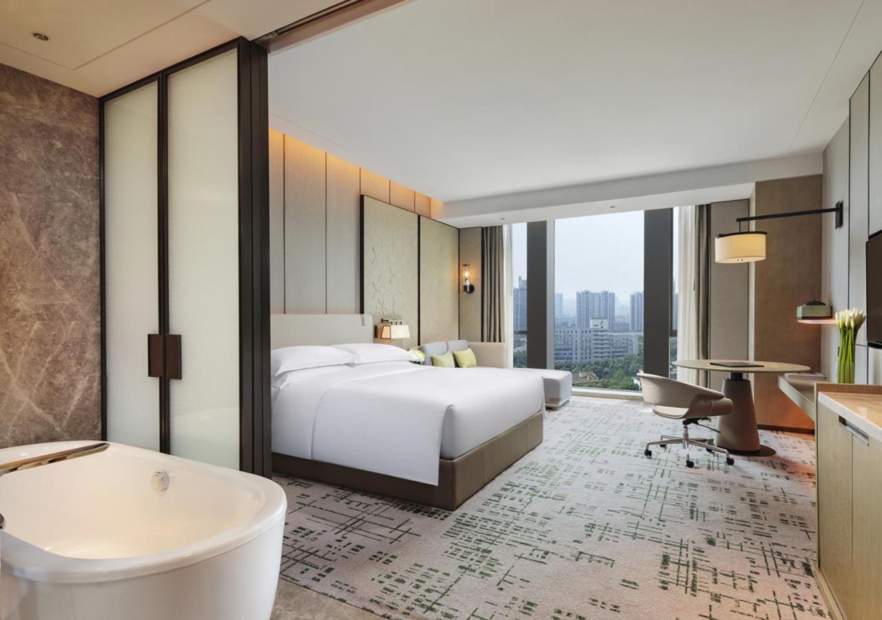 Hilton Chengdu Chenghua - Close To Panda Base And Chunxi Road Exterior photo